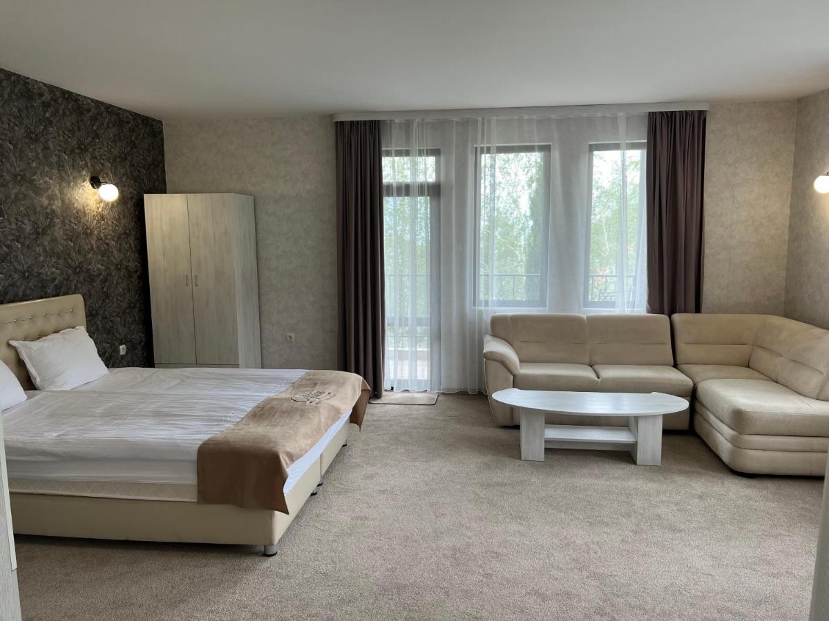 Chiflika Family Hotel Asenovgrad ภายนอก รูปภาพ