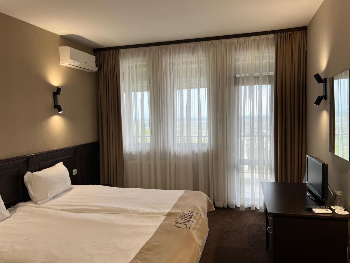 Chiflika Family Hotel Asenovgrad ภายนอก รูปภาพ